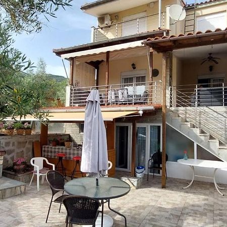 Apartments Bela PalaiónTsiflíkion 외부 사진